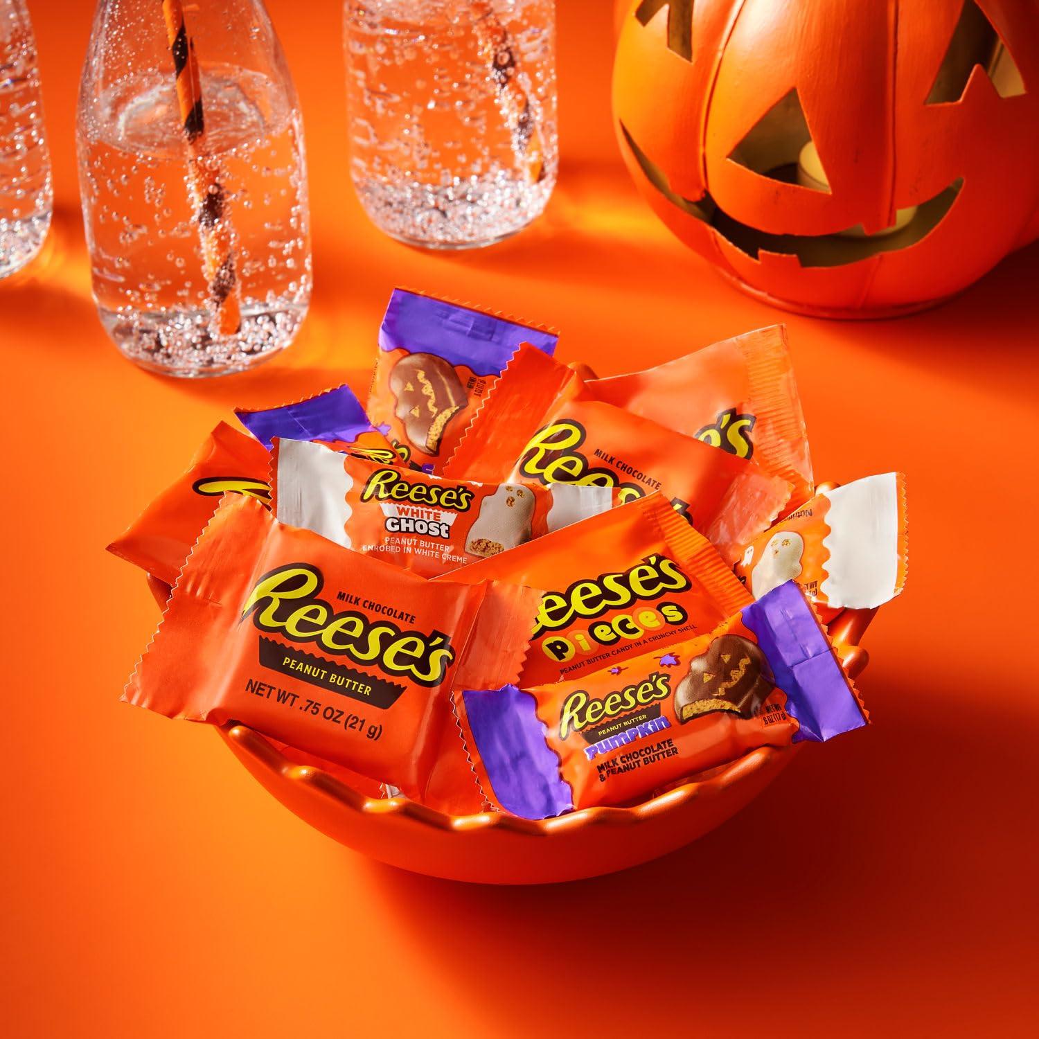 imageREESES Assorted Flavored Snack Size Peanut Butter Halloween Candy Bag 3045 oz 55 PiecesLovers Snack Size Assortment