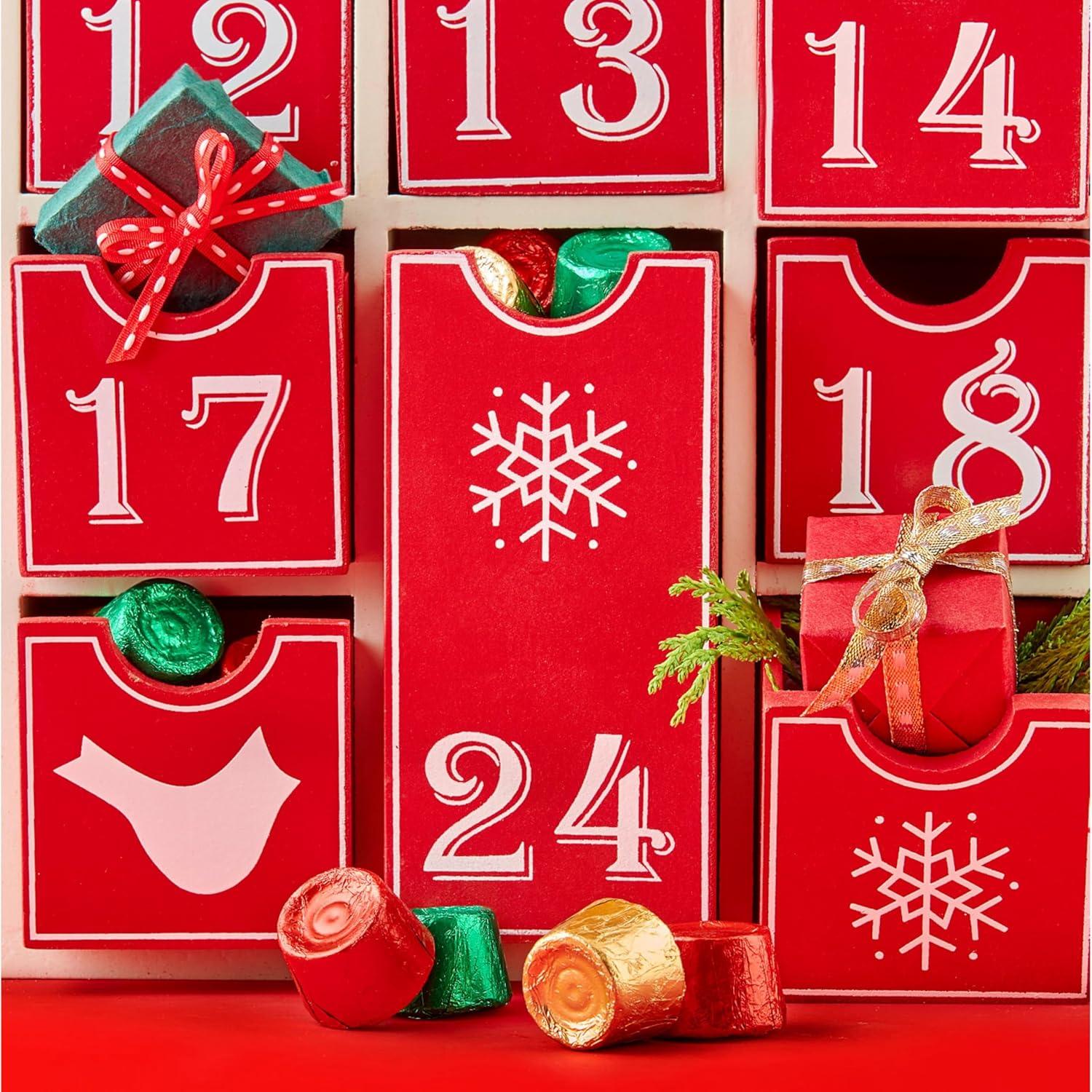 imageROLO Rich Chocolate Caramels Christmas Candy Bag 17 ozCaramel
