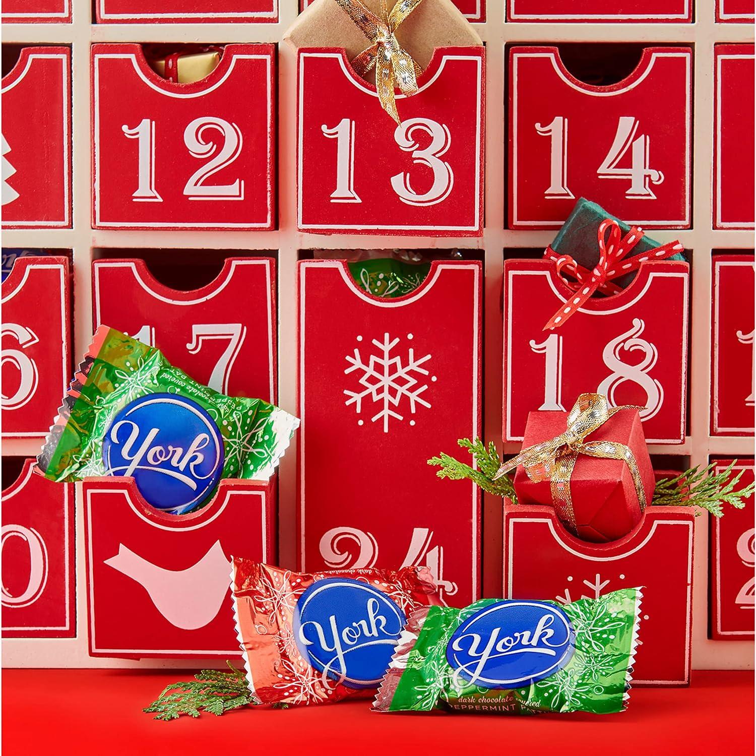 imageYORK Dark Chocolate Peppermint Patties Snowflakes Christmas Candy Bag 16 ozDark Chocolate