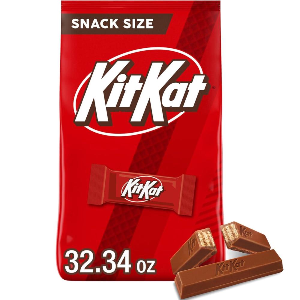 imageKIT KAT Milk Chocolate Wafer Snack Size Christmas Candy Bag 32 oz3234 Ounce Pack of 1