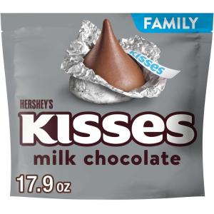 HERSHEY’S KISSES Milk Chocolate Candy Party Pack, Halloween Candy, 35.8 oz(Milk Chocolate)